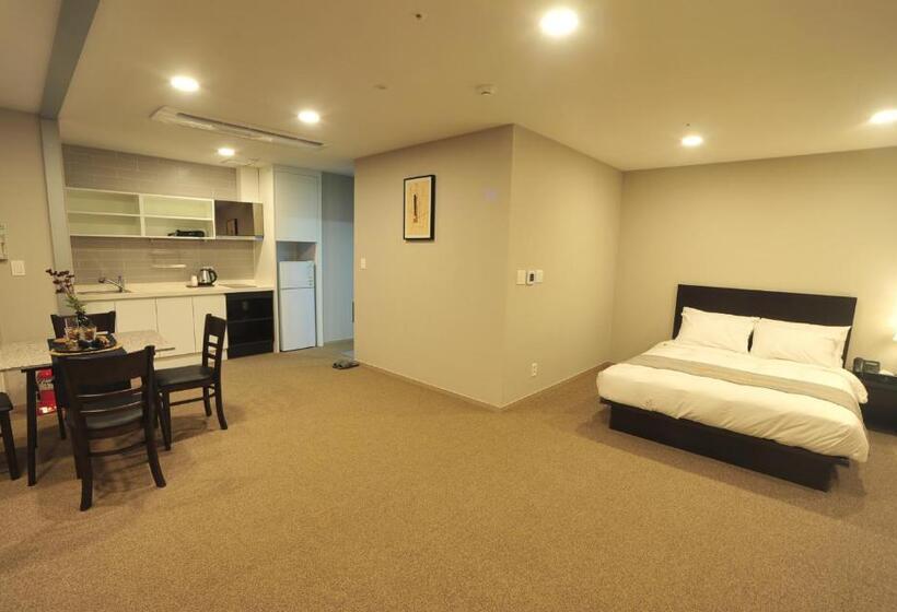 اتاق استاندارد, The Triny Urban Suites