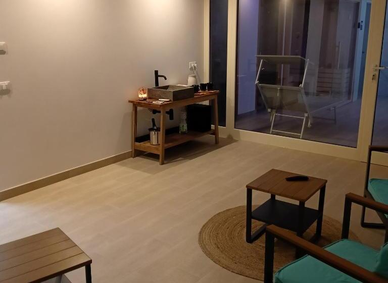 اتاق لوکس, Mya Luxury Rooms And Wellness
