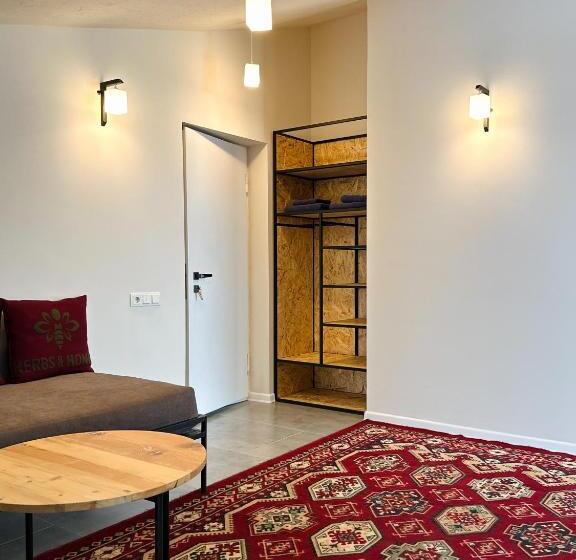 Номер Deluxe с Балконом, Herbs & Honey Boutique Hotel & Restaurant