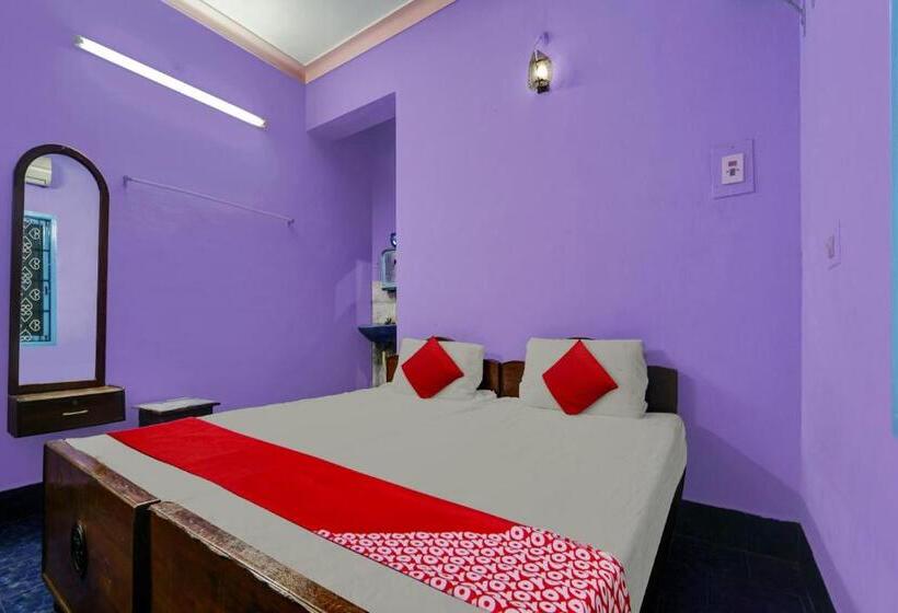 标准间, Oyo Sri Sivasakthi A/c Lodge