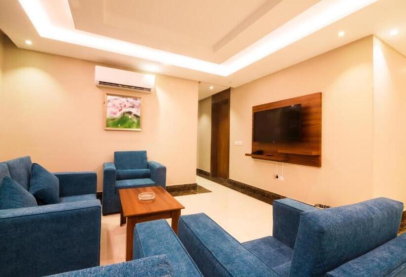 Family Suite, أجنحة بالم تري للشقق المخدومه