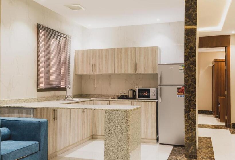 Family Suite, أجنحة بالم تري للشقق المخدومه