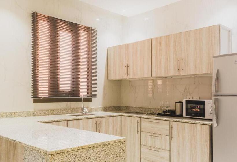 Family Suite, أجنحة بالم تري للشقق المخدومه