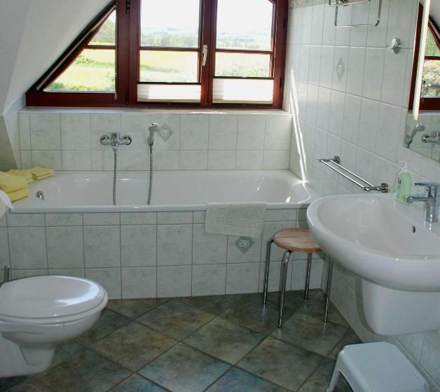 Дом 2 Спальни, Ferienhaus Unterm Reetdach