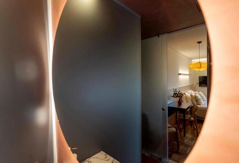 استودیوی استاندارد, Casa 3 Os Lugares De Castraleuca