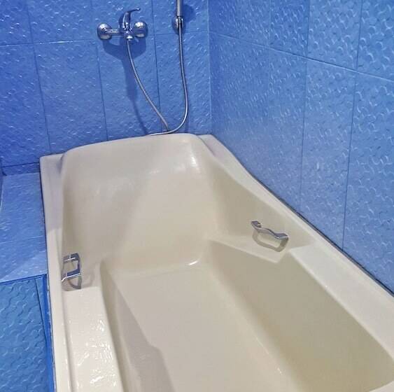سوییت, C & L Suites Inn