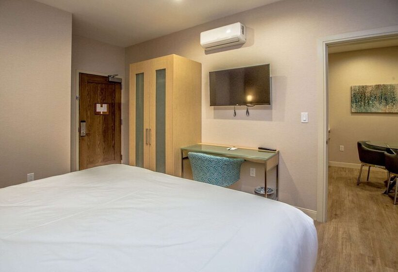 Люкс, The Chandler At White Mountains, An Ascend Hotel Collection Membe