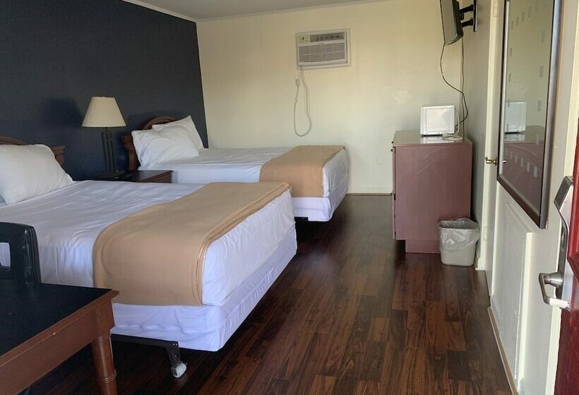 Номер Deluxe, Sunset Inn