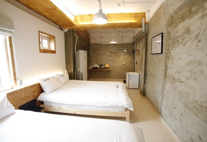 家庭间, Good Day Mate Hostel