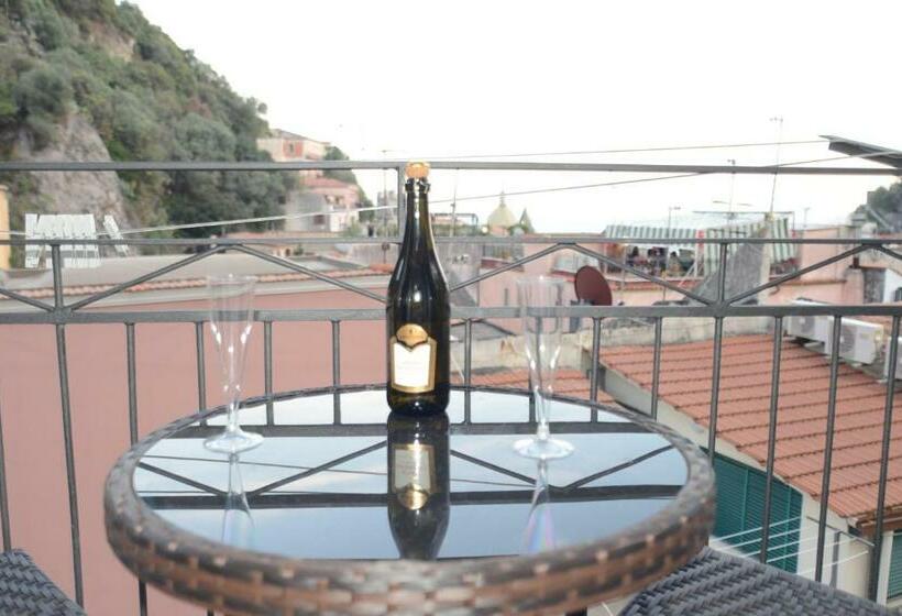 Quarto Estandar Cama King, La Rosa Dei Venti   Cetara