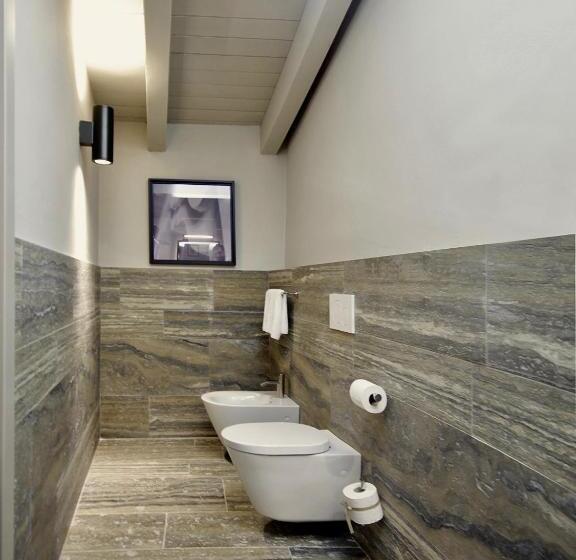 Quarto Estandar Cama King, Podere Castel Merlo Resort