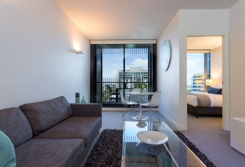 آپارتمان لوکس 1 خوابه, Wyndel Apartments St Kilda Views