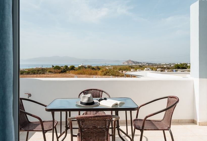 آپارتمان 1 خوابه, Evripus Suites