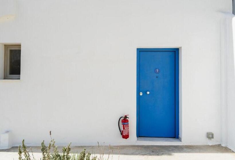 آپارتمان 2 خوابه, Evripus Suites
