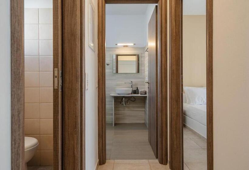 آپارتمان 2 خوابه, Evripus Suites