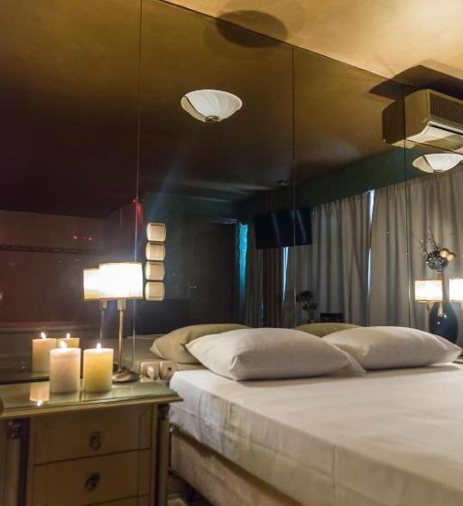 Стандартный Номер Кровать Кинг, Ruby Rooms Kifisia   Adults Only
