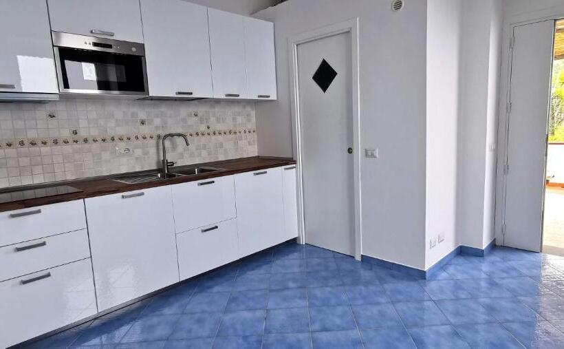 اتاق استاندارد با چشم‌انداز دریا, Sea View Apartments Amalfi Coast By Amalfi Coast With Locals