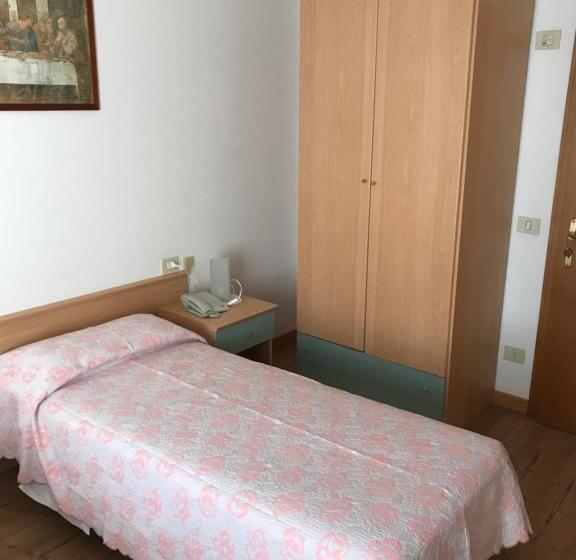 이코노미 싱글 룸, Albergo Dolomiti