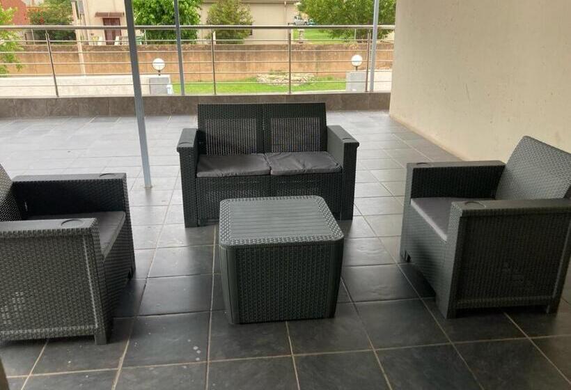 Suite mit Balkon, Azalea Lodge