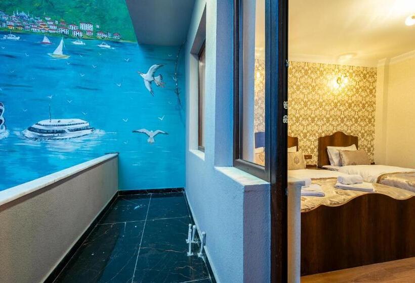 اتاق استاندارد سه تخته با بالکن, Harbor House
