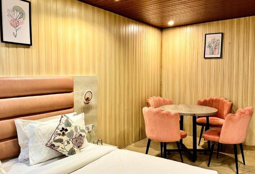 스위트, Wabi Sabi Stays   Pride Inn