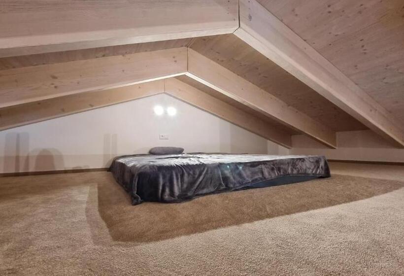 발코니가 있는 2 베드룸 아파트, Chalets Hrabovo