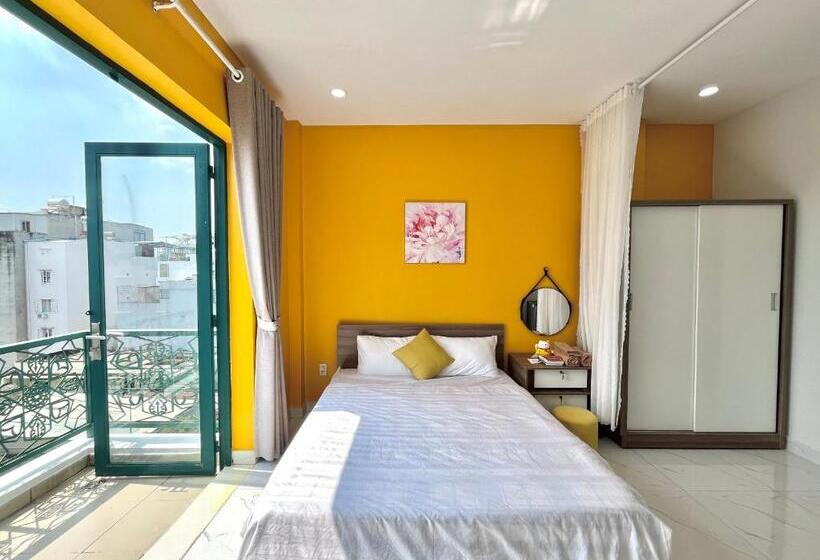 استودیوی لوکس, Luxury Condotel Sai Gon 3