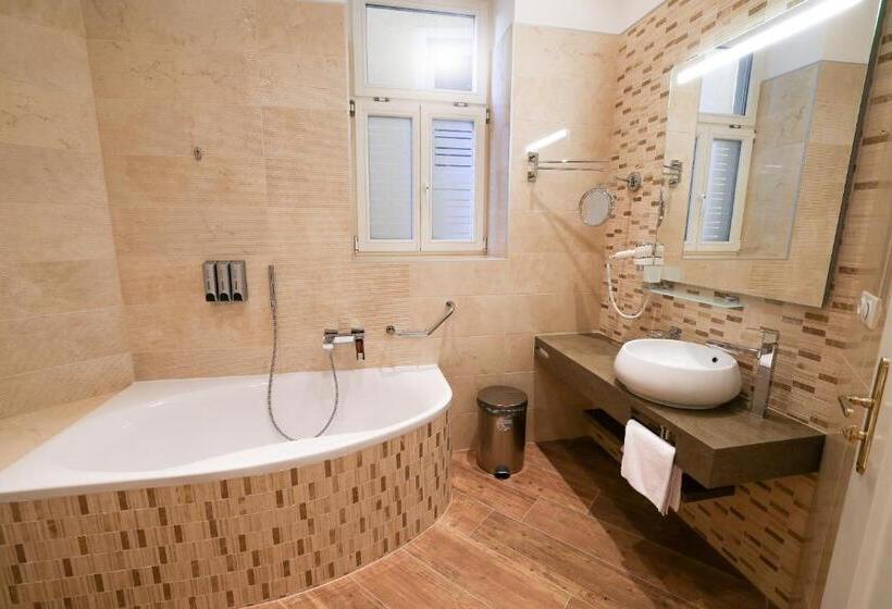 جناح مزوَّد بشرفة, Boutique Hotel Ambiente +