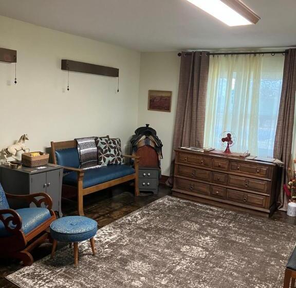 스탠다드 룸 킹사이즈 침대, Prairie Rose Inn