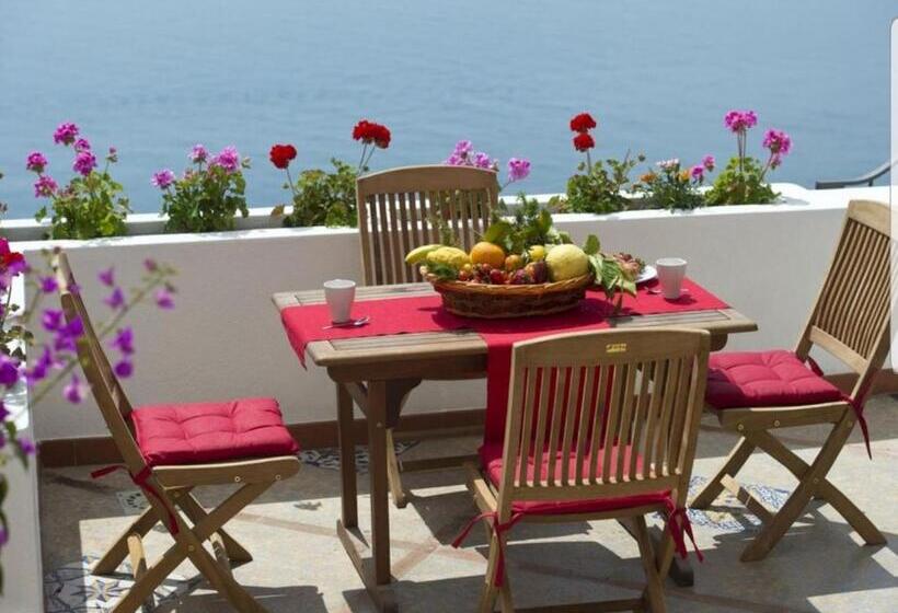 آپارتمان 1 خوابه با چشم‌انداز دریا, Holidays Dream Praiano
