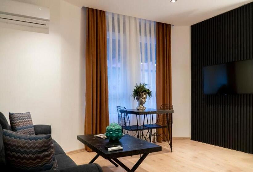 Апартаменты Superior 1 Спальня, Magesa Homes