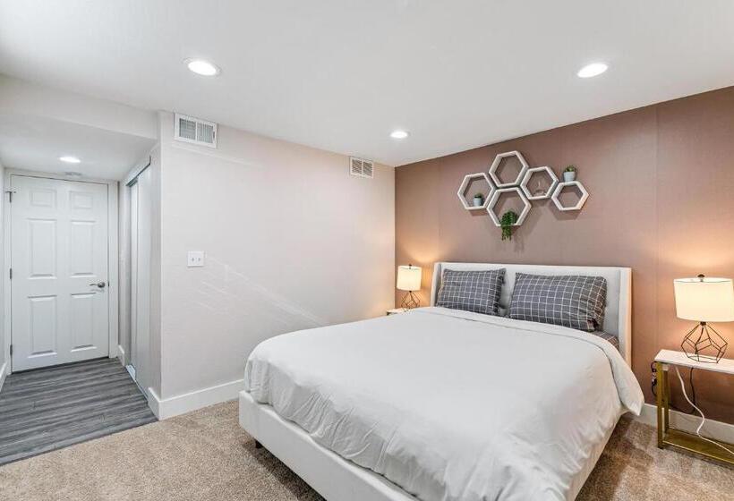 패밀리 룸, Family Friendly 2bd1ba, Close To 70 Exit