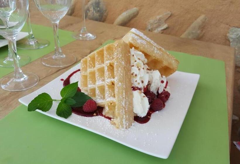 Номер Deluxe, Chambre D´hôtes Léonie & Restaurant