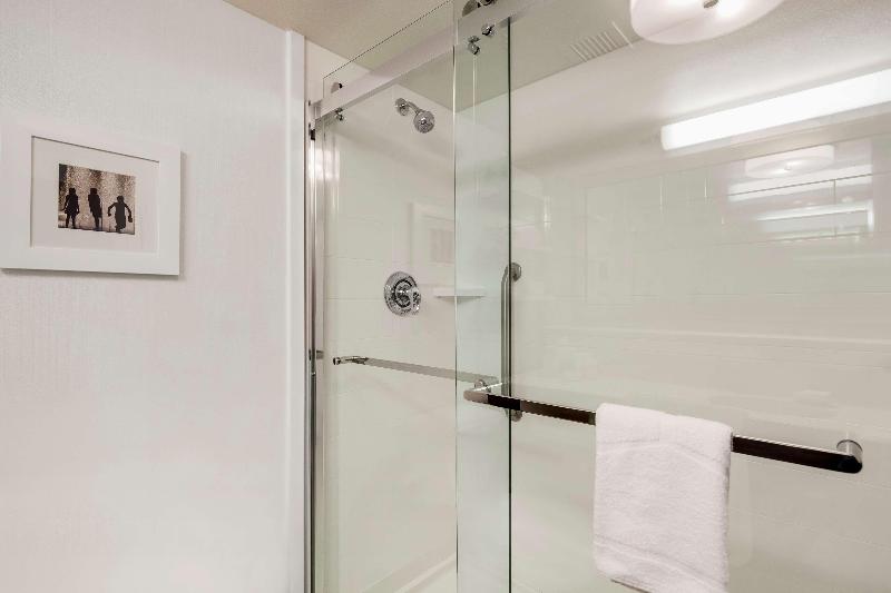 Standard Room Shared Bathroom, Mixay Paradise