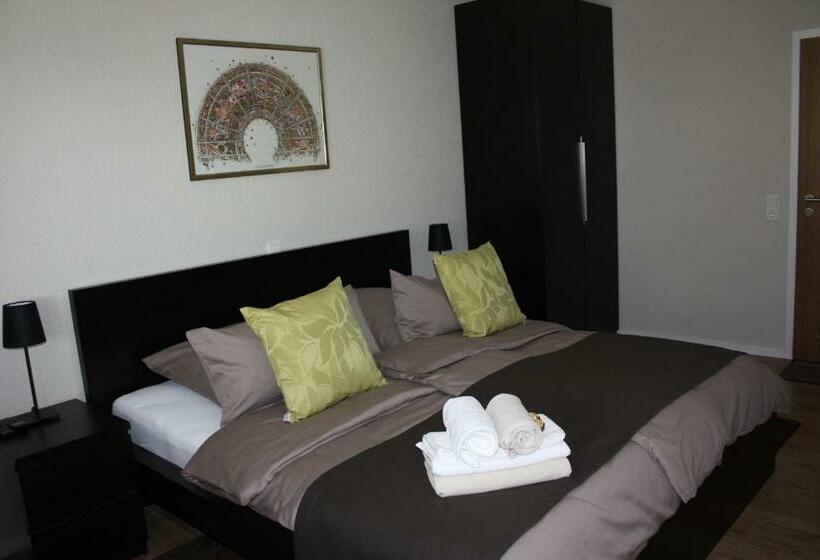 Номер Стандарт, Wohnraum Hotel & Gästehaus