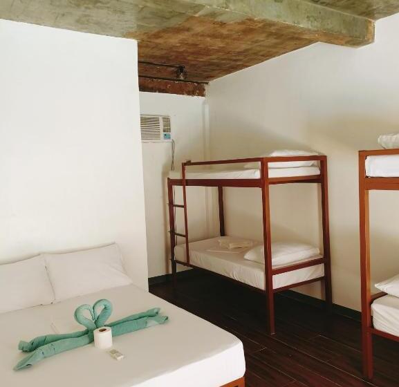 패밀리 룸, Camotes Hostel Resort
