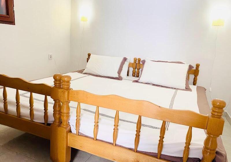 اتاق خانوادگی, Apartmani I Sobe Radojičić