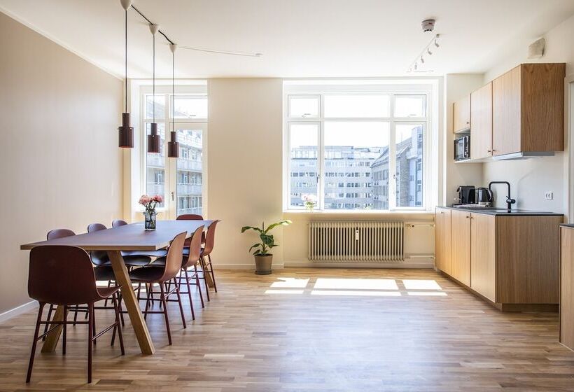 ３ベッドルームアパートメント, The Lakes Apartments By Daniel&jacob S