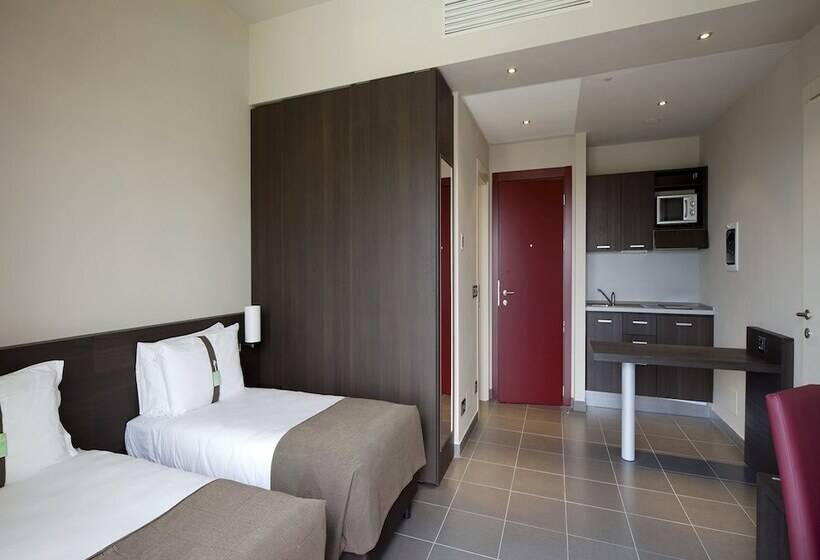 Номер Executive, Inn Naples Airport