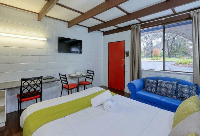 デラックスルーム, Azalea Motel