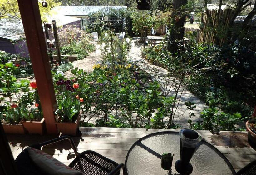 스위트 킹사이즈 침대, Bowral Road Art Gallery Bed And Breakfast