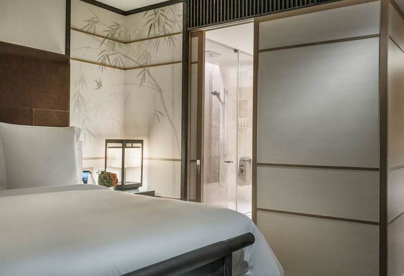 Номер Deluxe, Four Seasons Hotel Kyoto