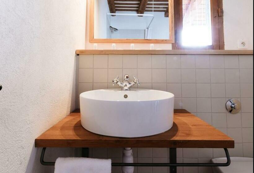 Номер Стандарт, Langley Hotel La Vieille Ferme