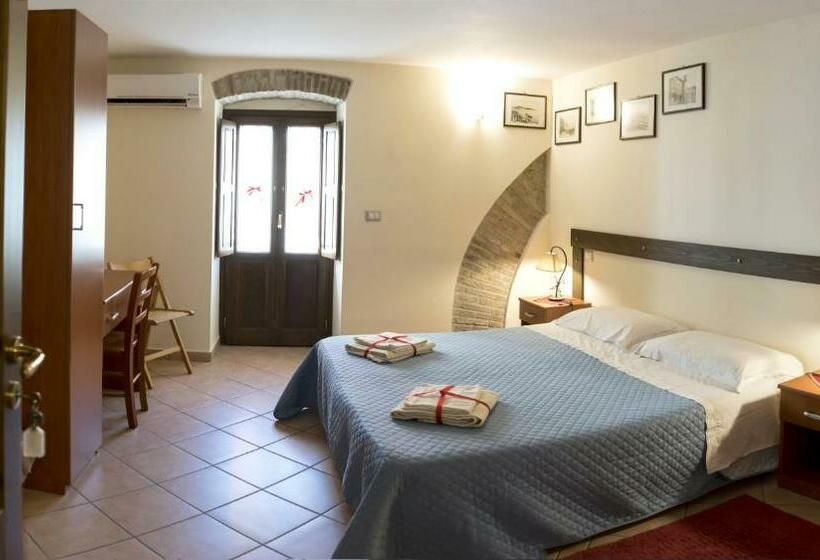 Номер Deluxe с Балконом, B&b La Suite