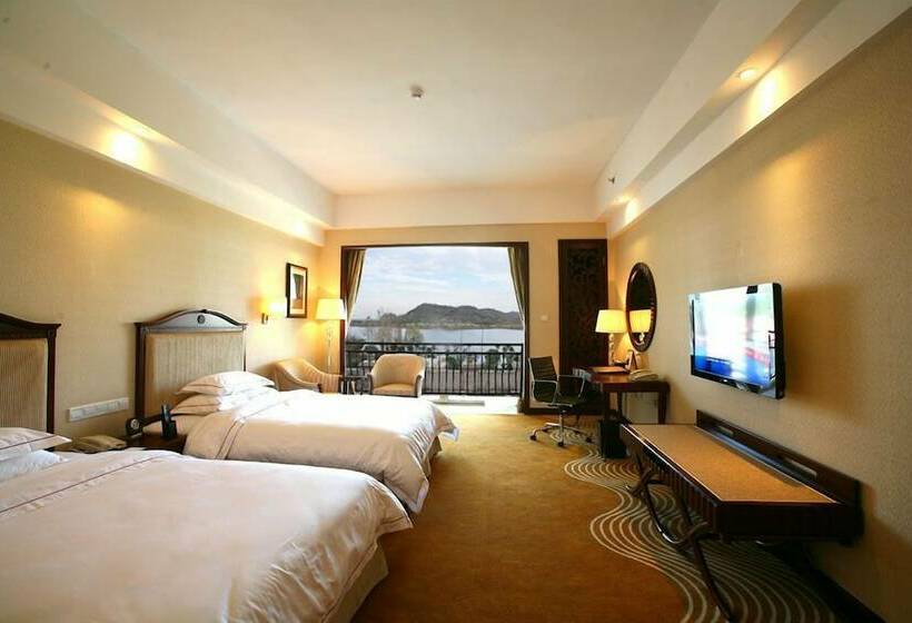 Номер Superior, Anqing Country Garden Phoenix