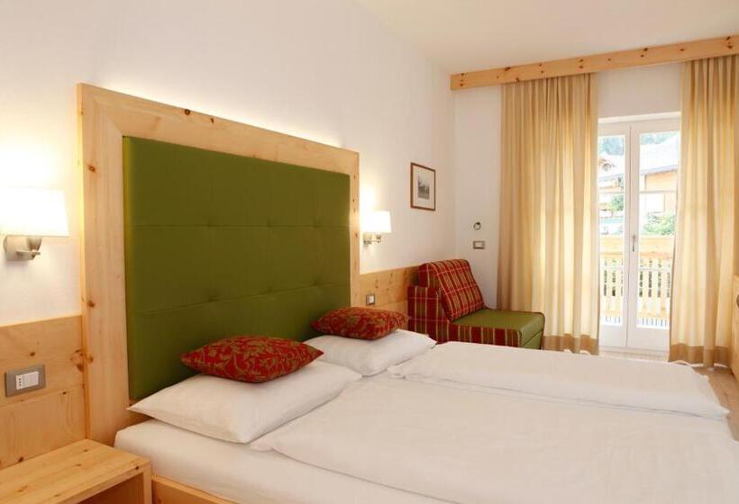 Апартаменты Comfort 2 Спальни, Christophorus Mountain Residence