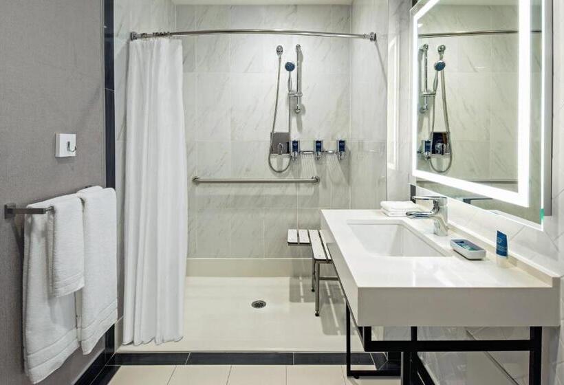 带大床的标准间, Four Points By Sheraton Manhattan Midtown West