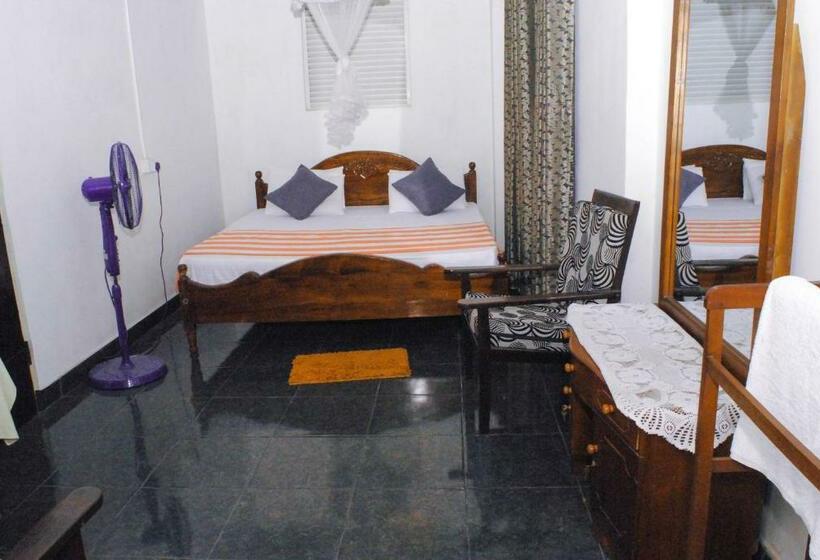 Standard Room, Kandy Shady Trees Villa