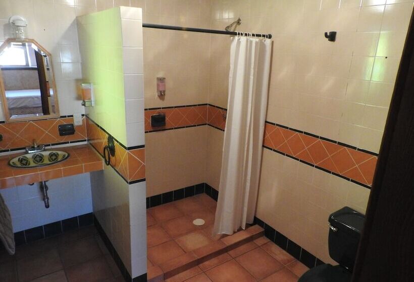 מיטה בחדר משותף, Hostal San Jemo León   Hostel