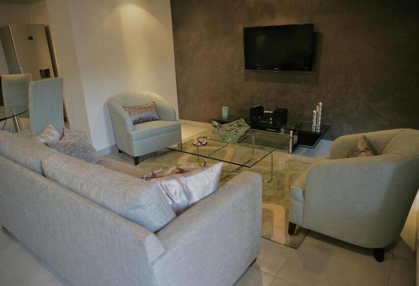 Apartamento 1 Dormitório, Villa Moyal